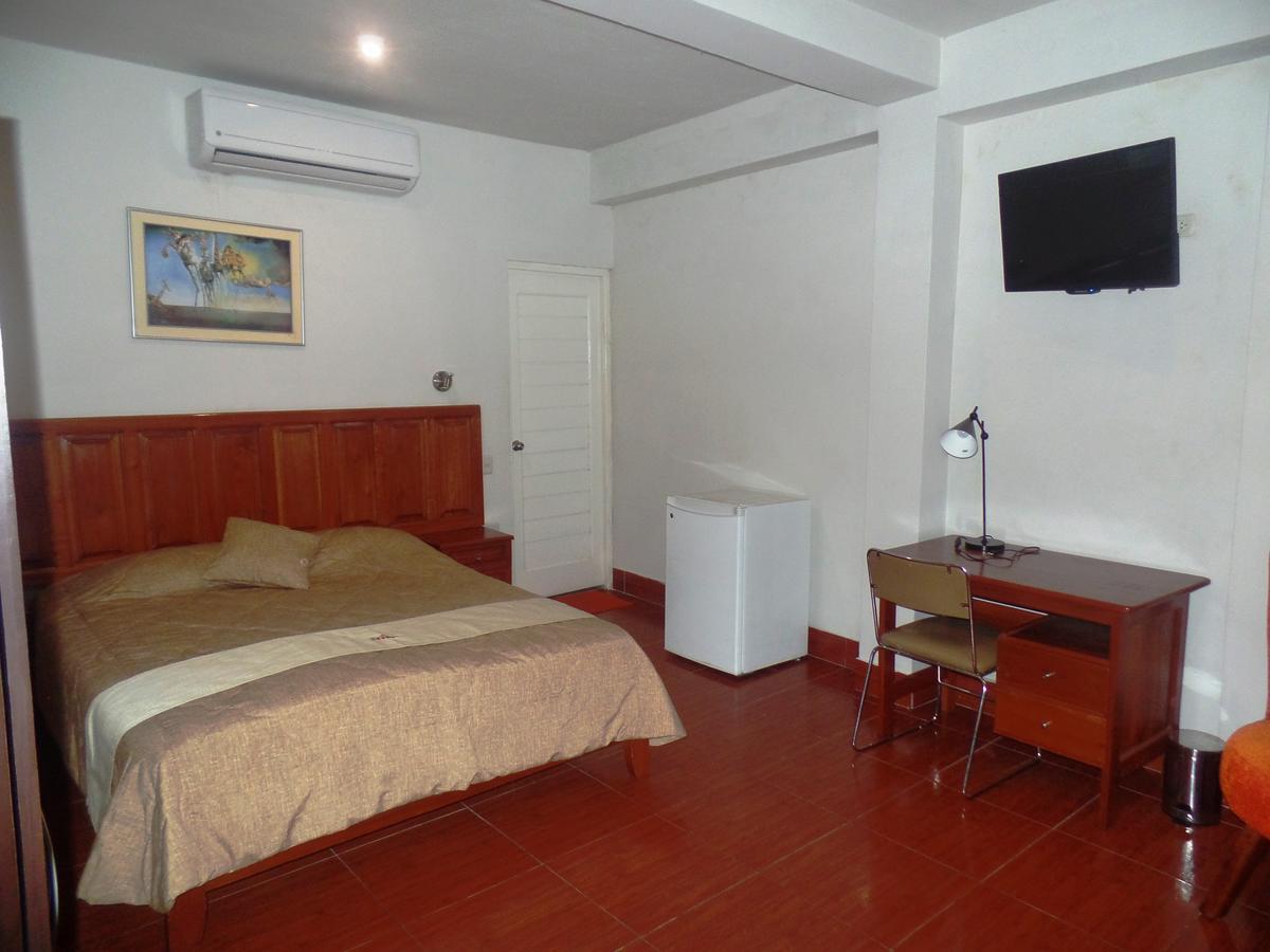 Hotel Safari อีกีโตส ภายนอก รูปภาพ