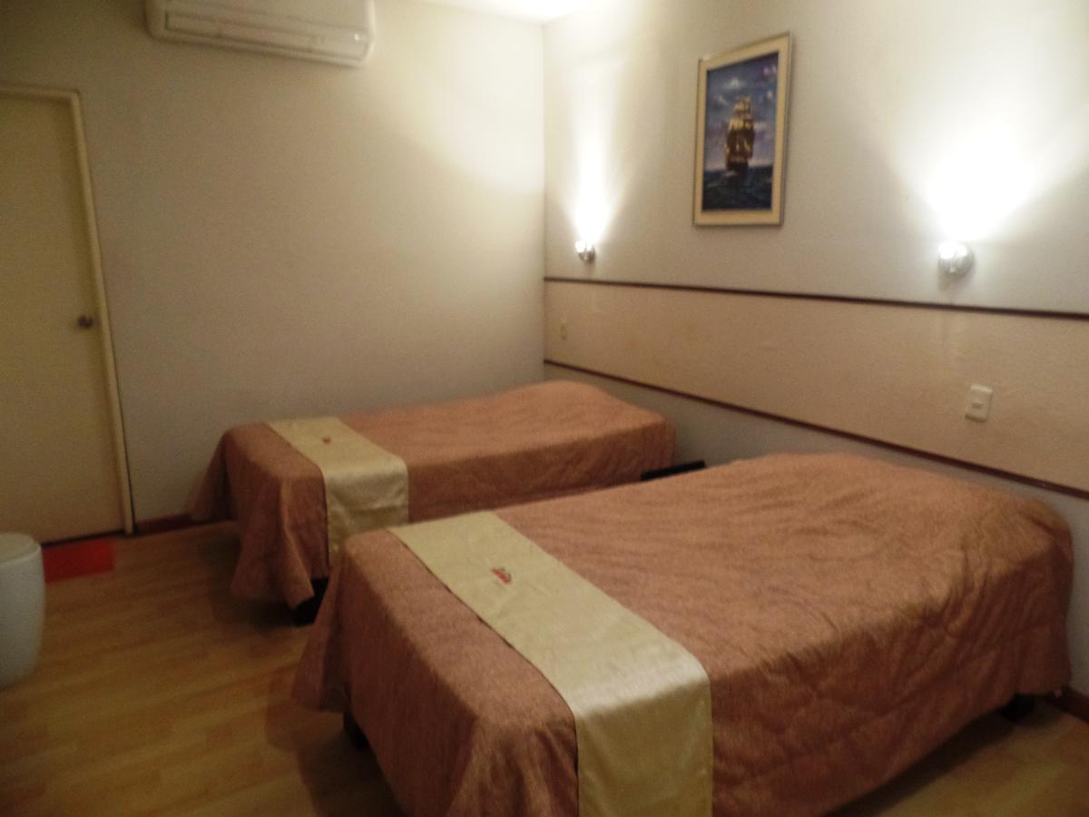 Hotel Safari อีกีโตส ภายนอก รูปภาพ