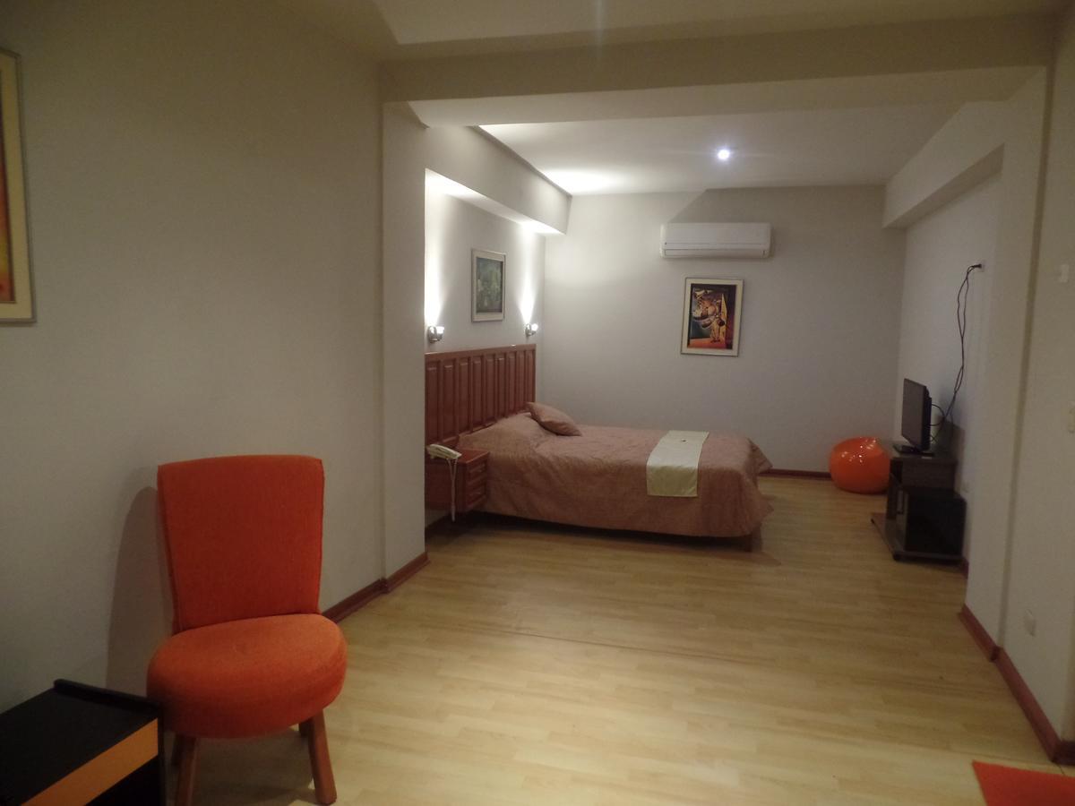 Hotel Safari อีกีโตส ภายนอก รูปภาพ