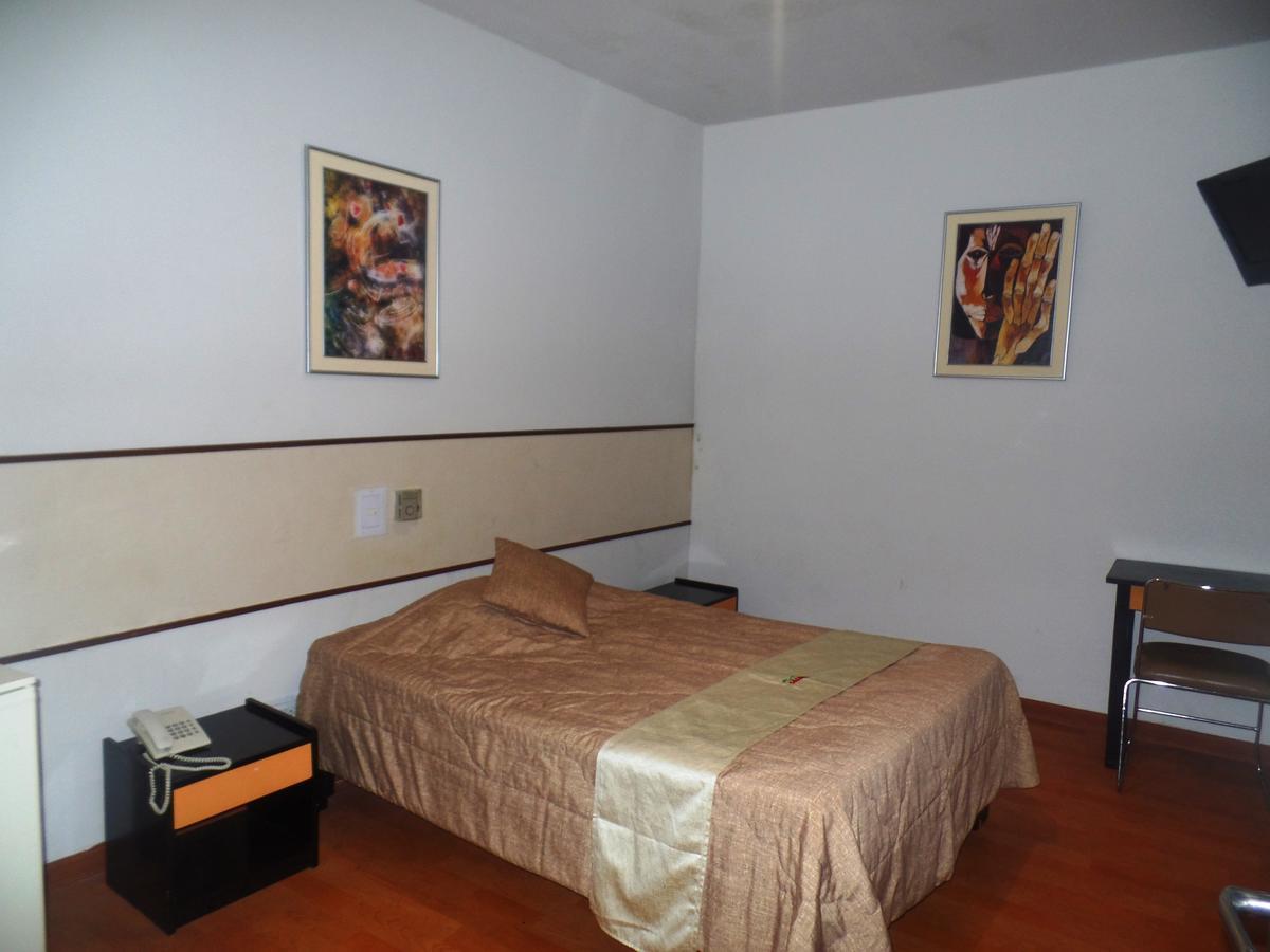 Hotel Safari อีกีโตส ภายนอก รูปภาพ